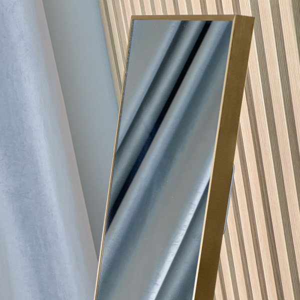 Интерьерное зеркало PLAZA Интерьерное зеркало PLAZA