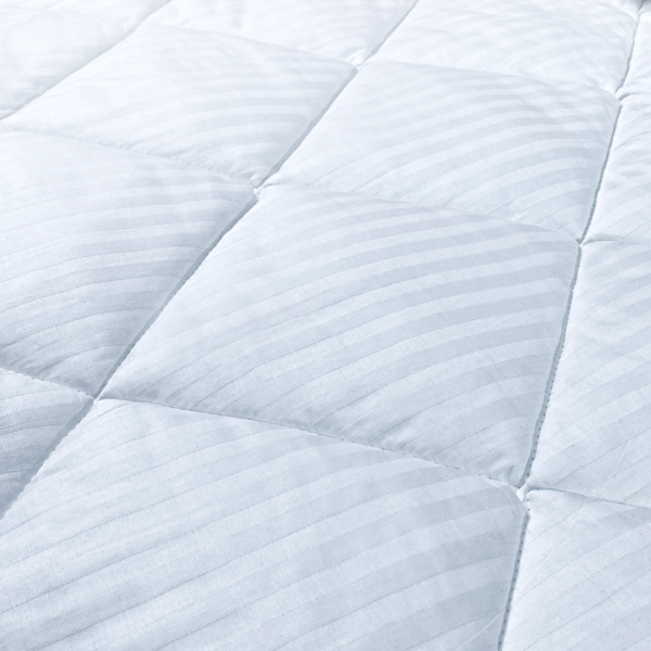 Одеяло Vella «Satin Prime» Фото Одеяло Vella «Satin Prime»